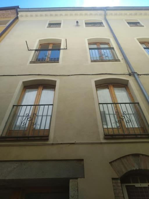 Apartament Can Mingu 2On Pis Besalú Exterior foto